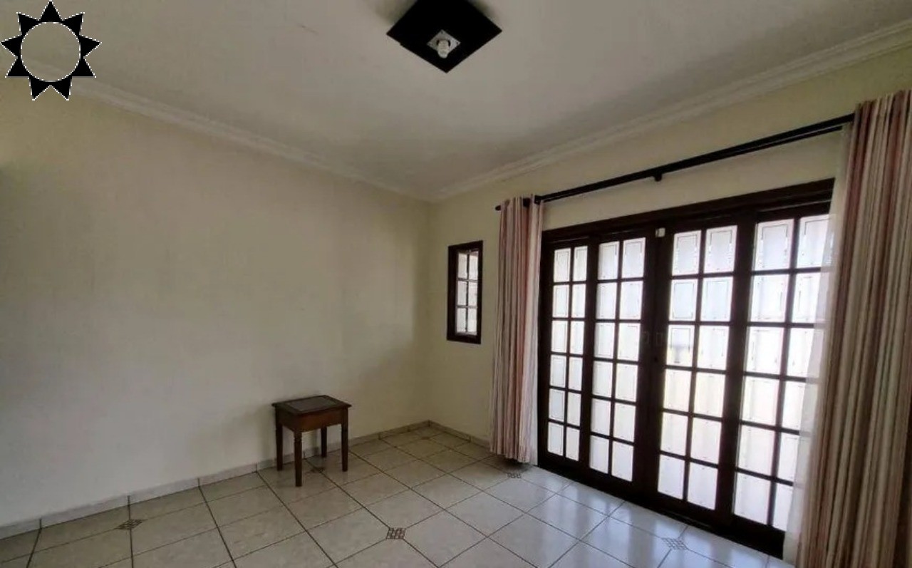 Casa, 3 quartos, 200 m² - Foto 3