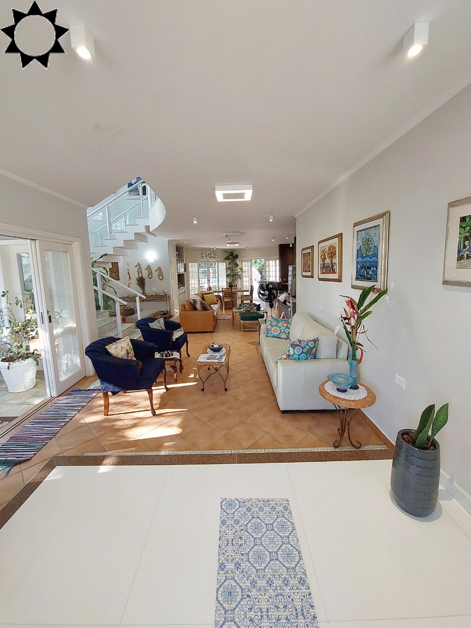 Casa, 4 quartos, 361 m² - Foto 2