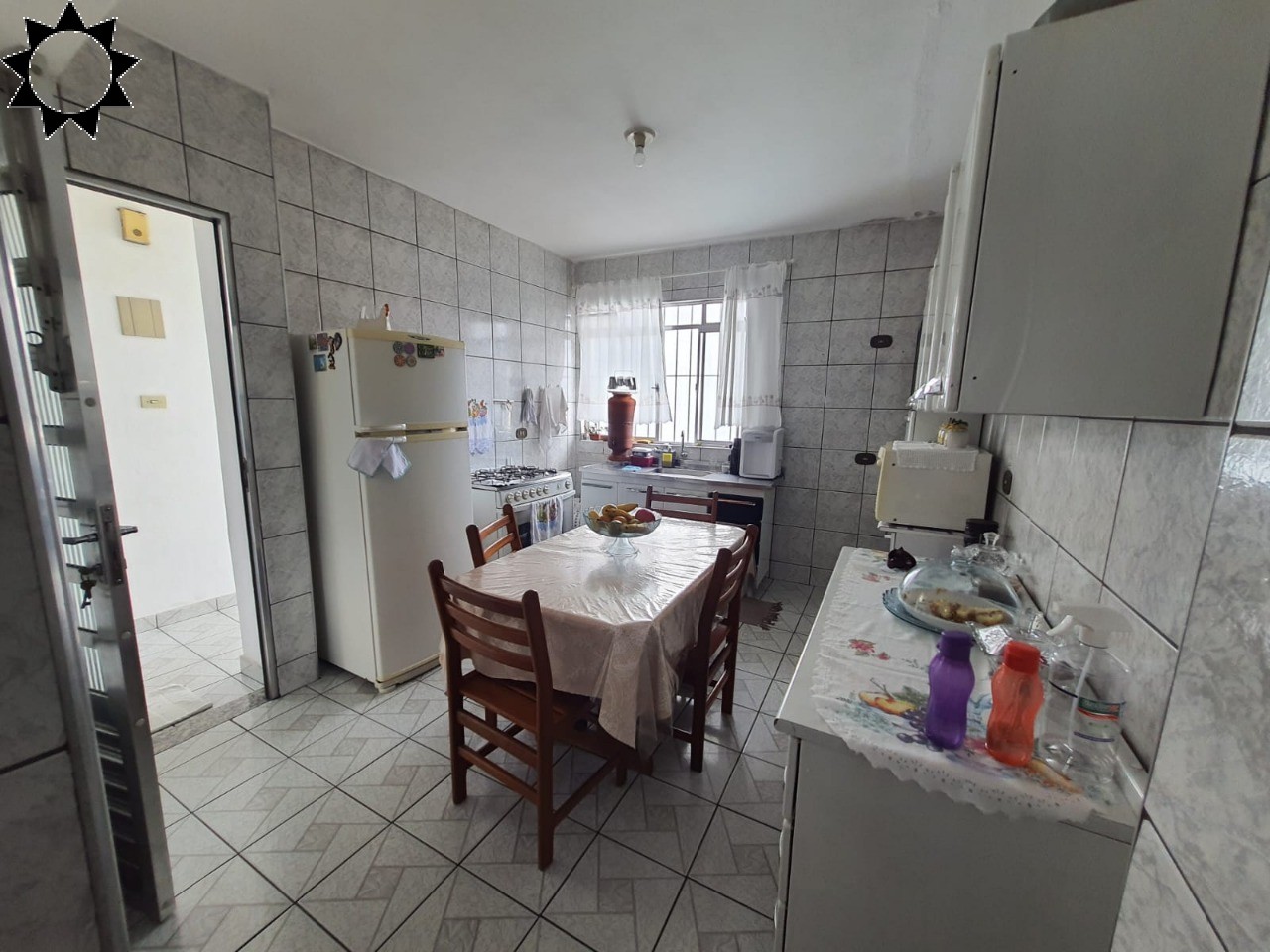 Casa, 3 quartos, 270 m² - Foto 4
