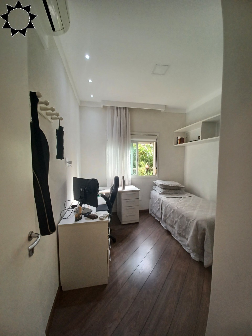 Apartamento, 3 quartos, 100 m² - Foto 2