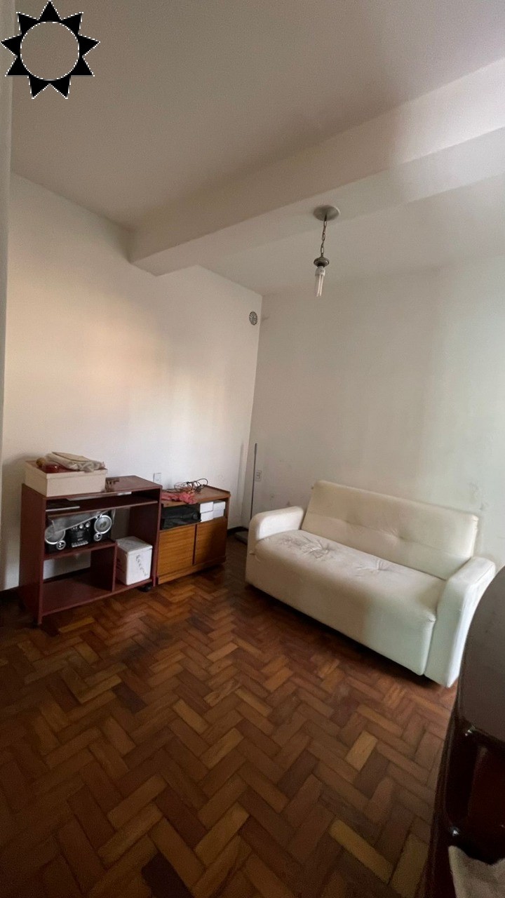 Casa, 3 quartos, 221 m² - Foto 1