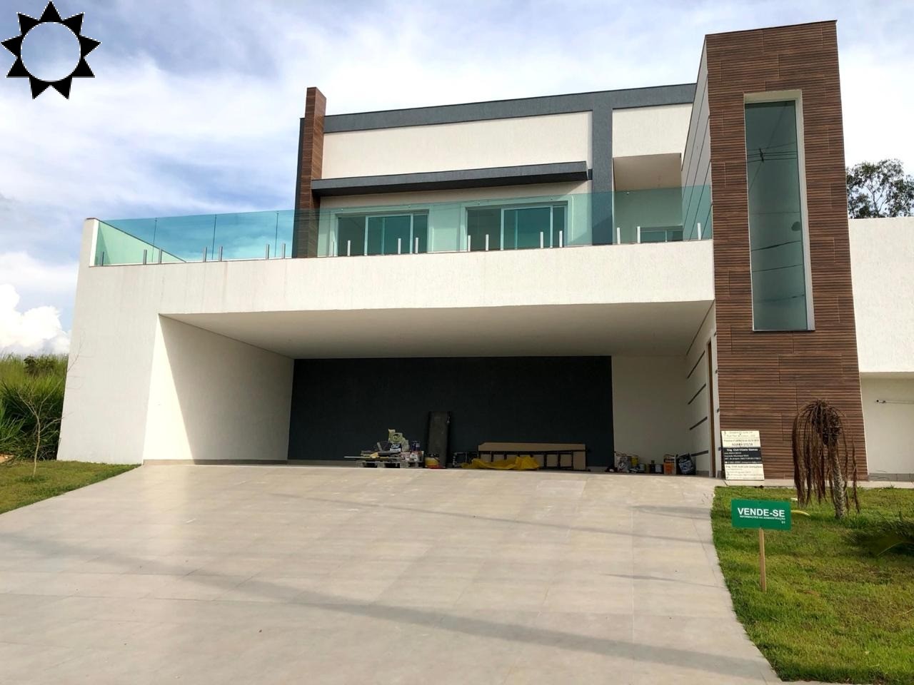 Casa, 4 quartos, 323 m² - Foto 1
