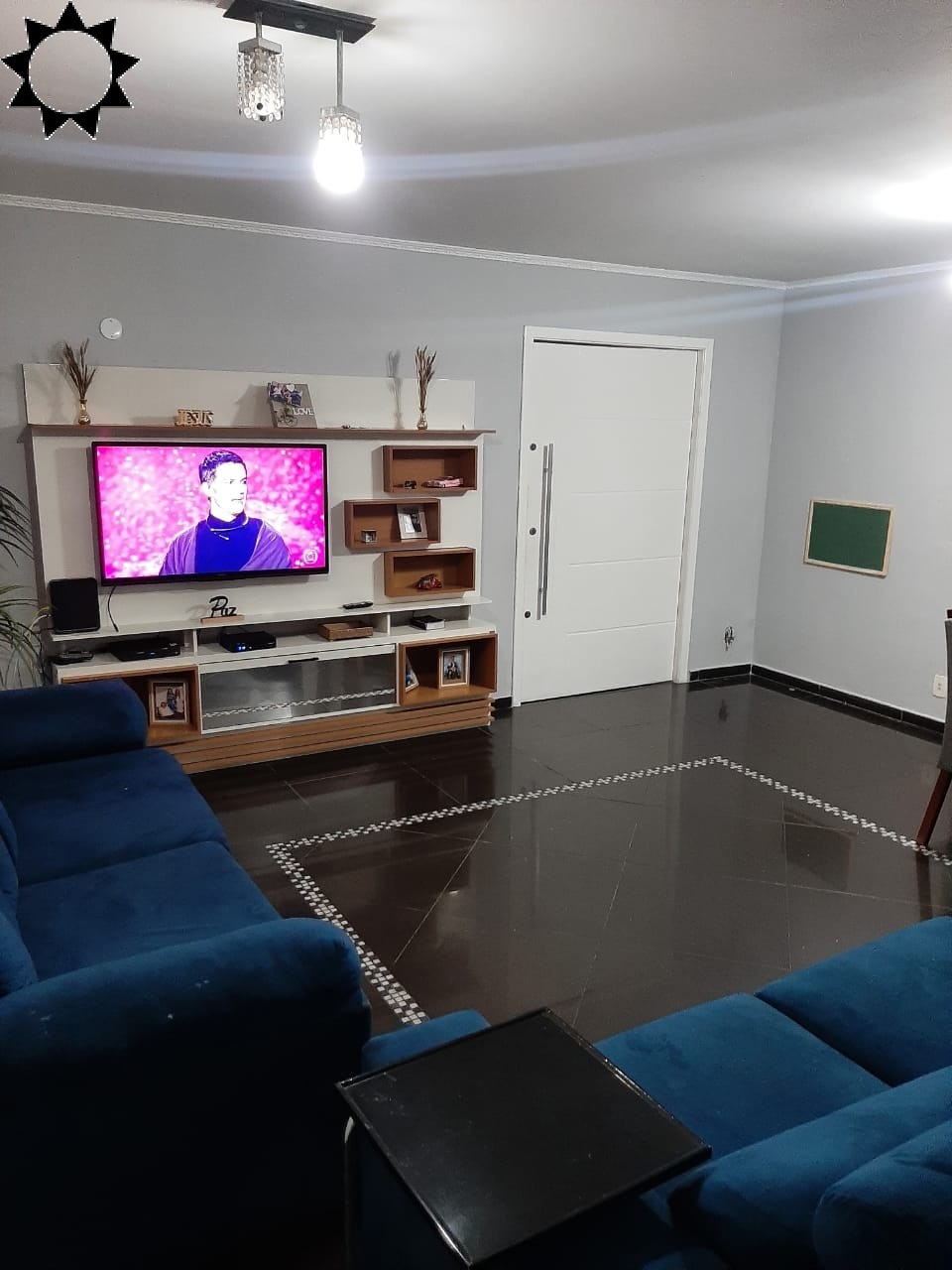 Casa, 4 quartos, 227 m² - Foto 1
