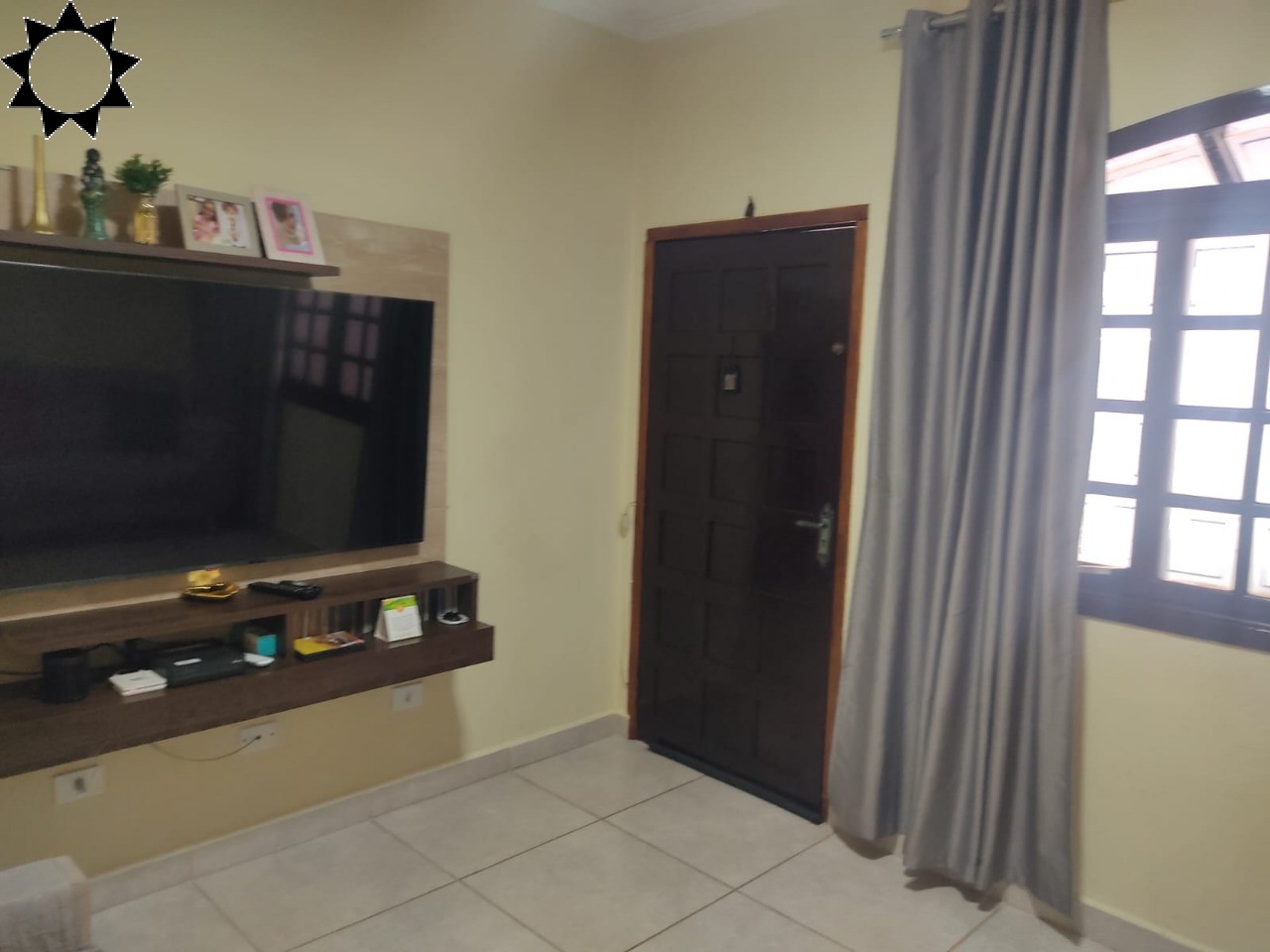 Casa, 2 quartos, 162 m² - Foto 1