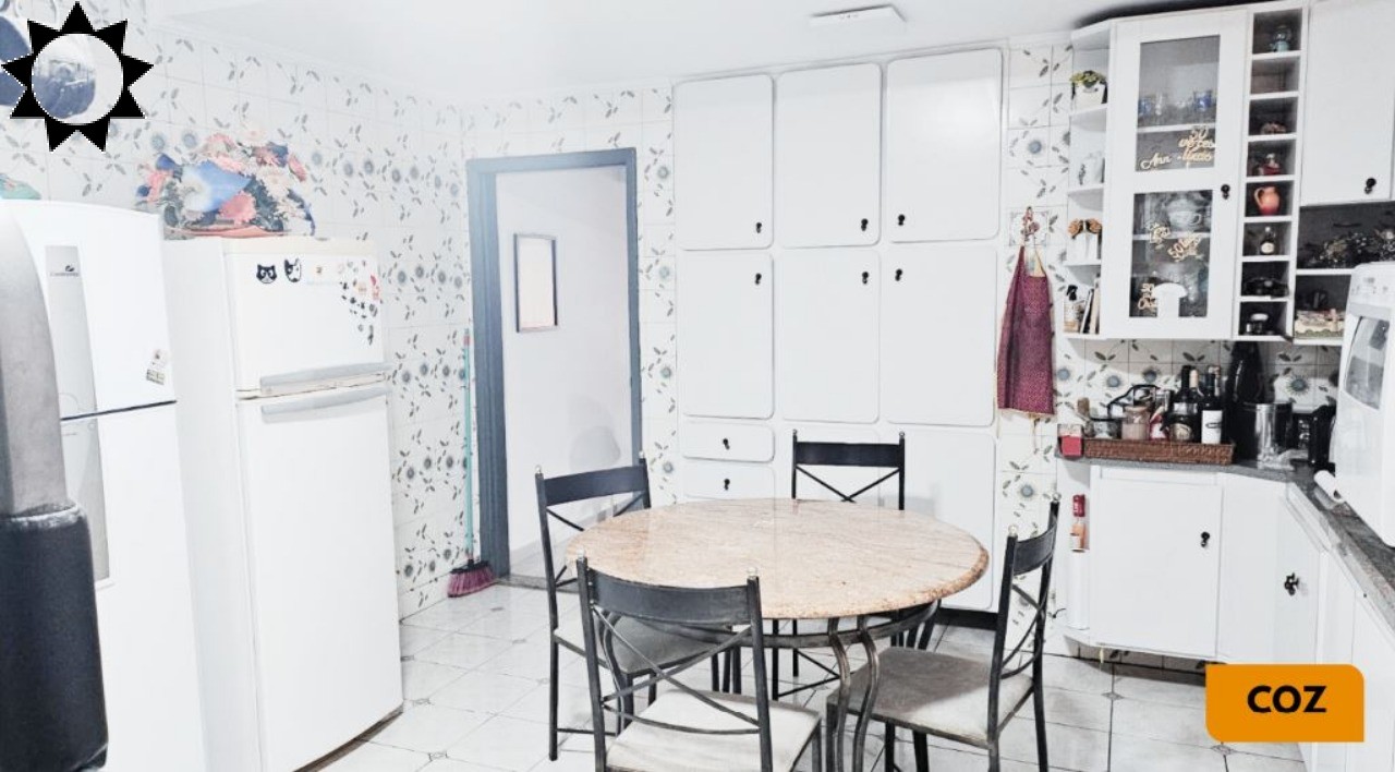 Casa, 3 quartos, 235 m² - Foto 5