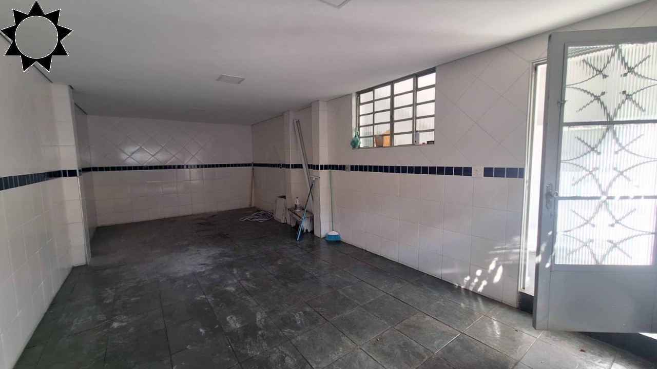 Casa, 3 quartos, 252 m² - Foto 3