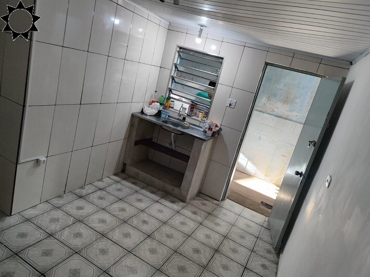 Casa, 1 quarto, 248 m² - Foto 11