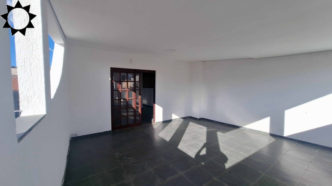 Casa, 3 quartos, 252 m² - Foto 38