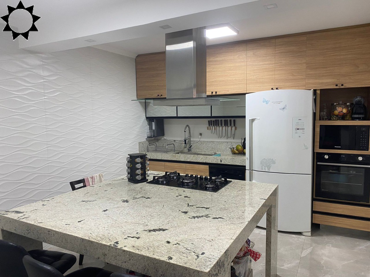 Casa, 3 quartos, 186 m² - Foto 2