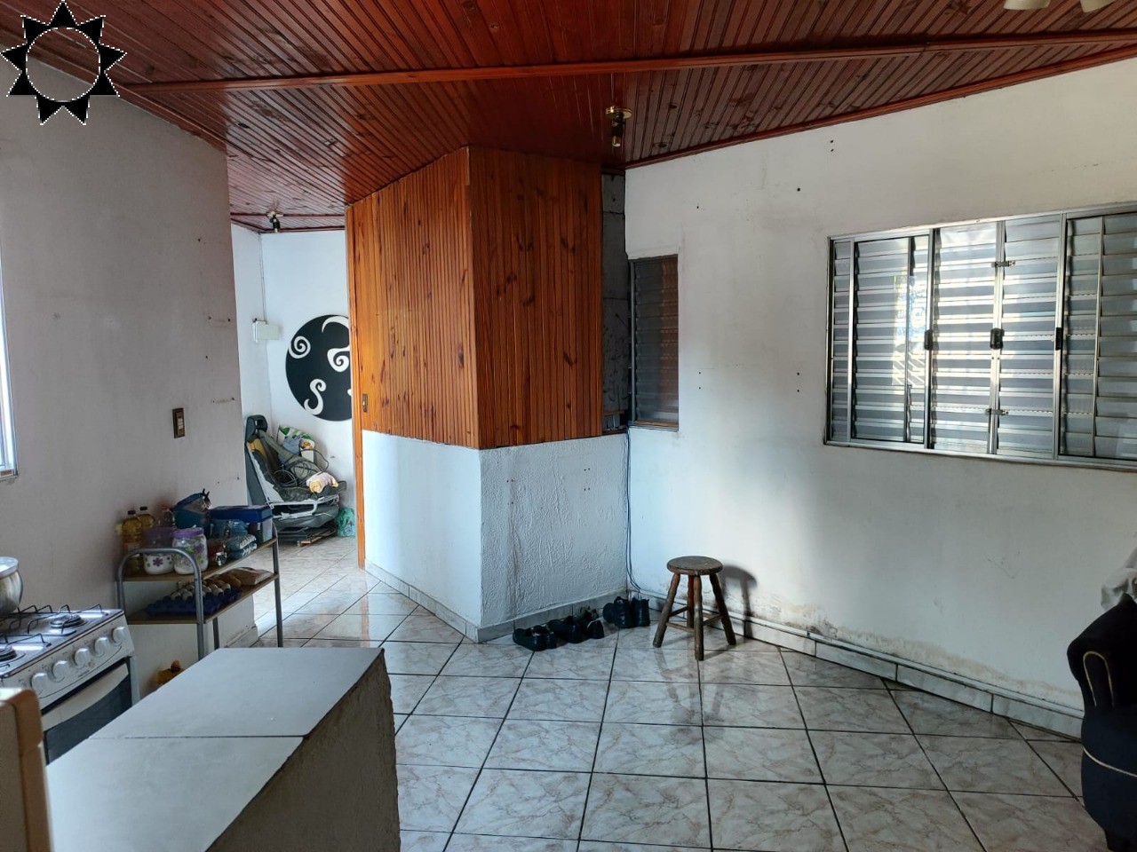 Casa, 1 quarto, 248 m² - Foto 1