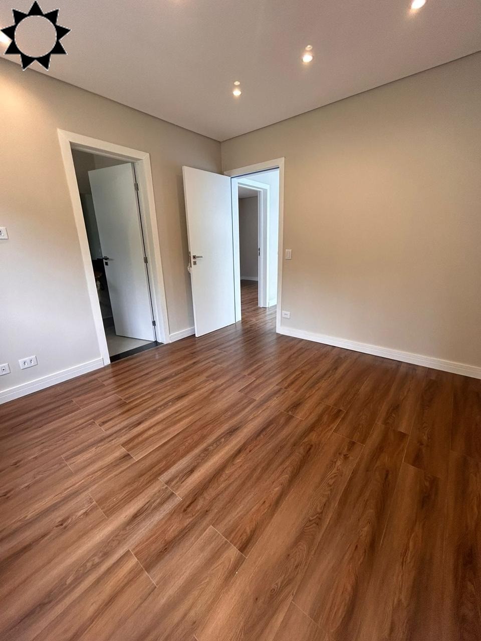Casa, 3 quartos, 220 m² - Foto 9