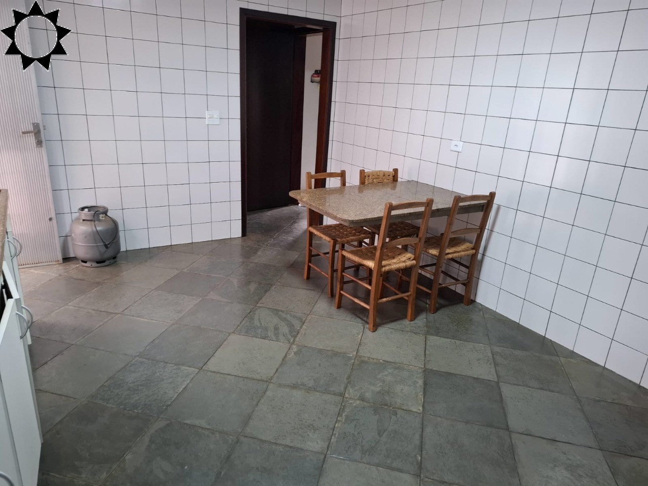 Casa, 3 quartos, 277 m² - Foto 4