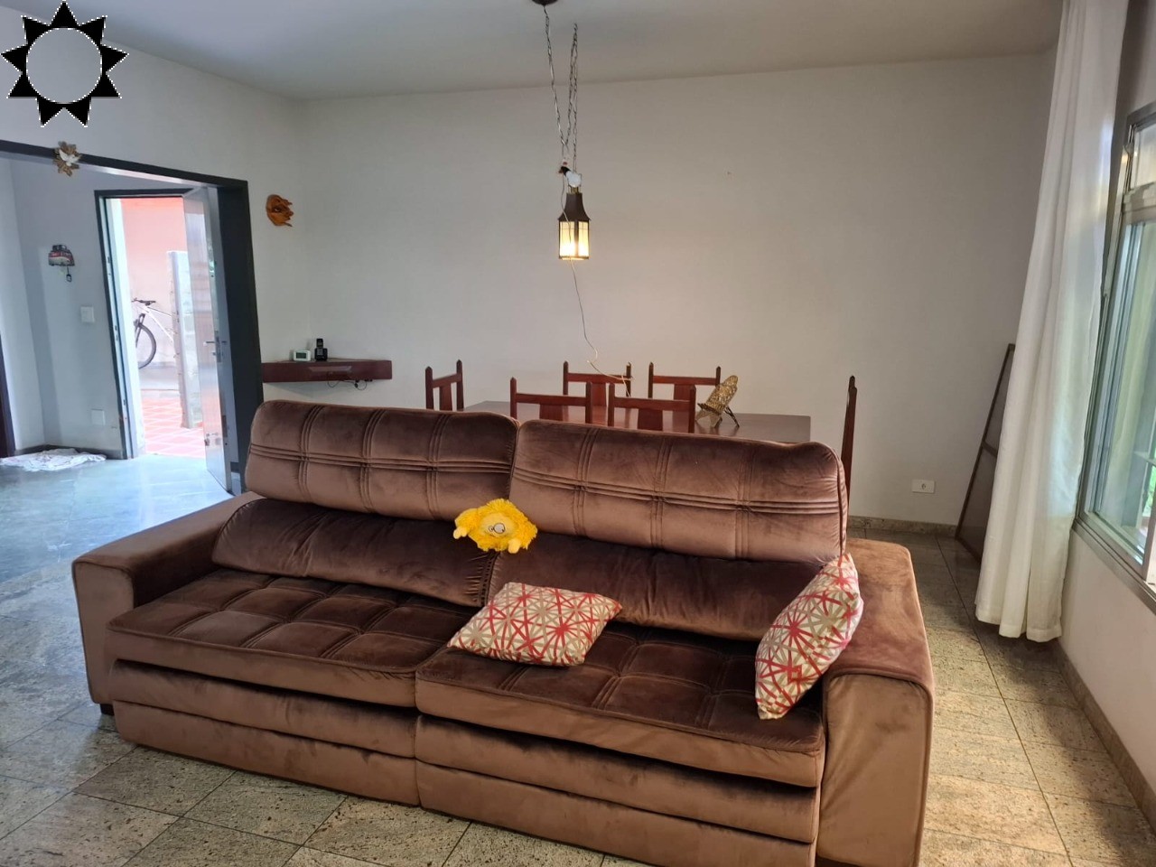 Casa, 3 quartos, 277 m² - Foto 1