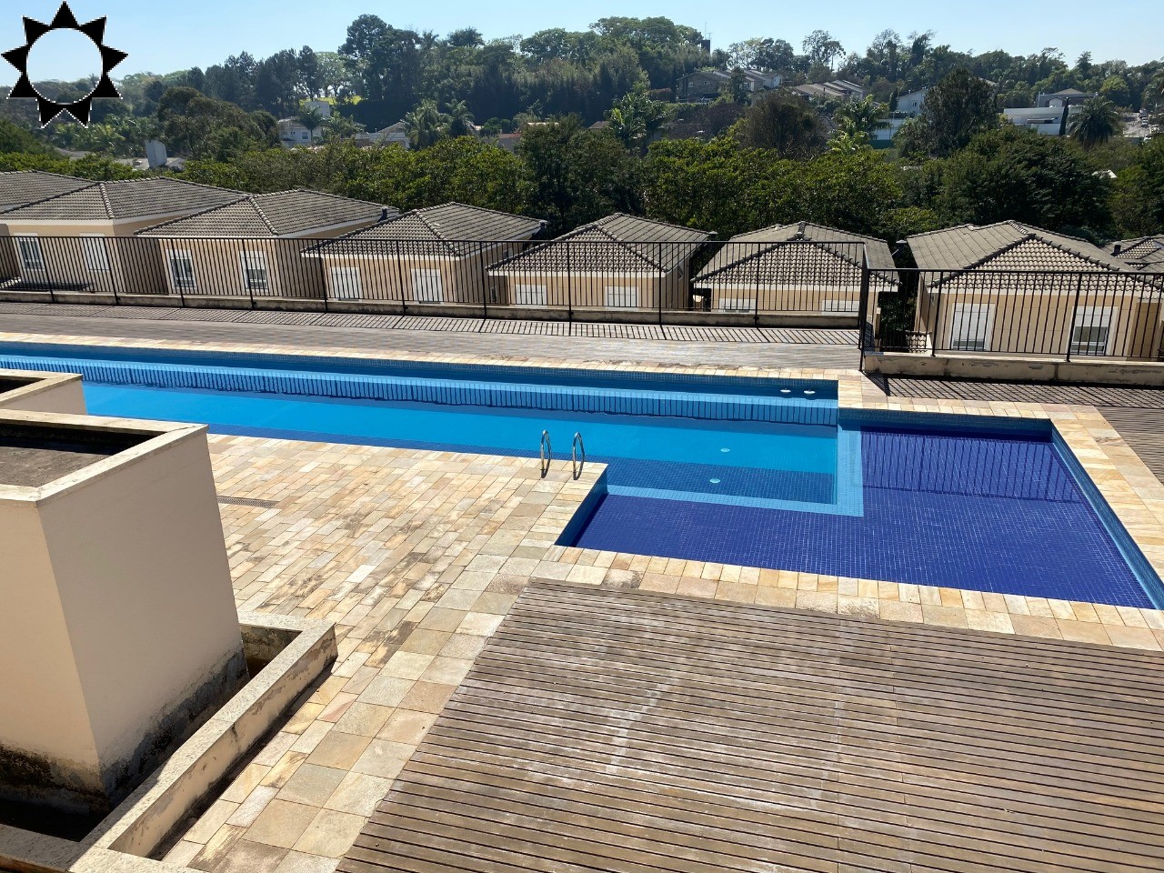 Casa, 3 quartos, 201 m² - Foto 1