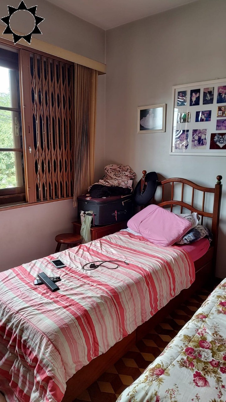 Casa, 3 quartos, 194 m² - Foto 2