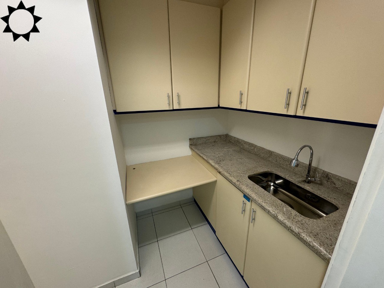 Sala-Conjunto, 195 m² - Foto 2