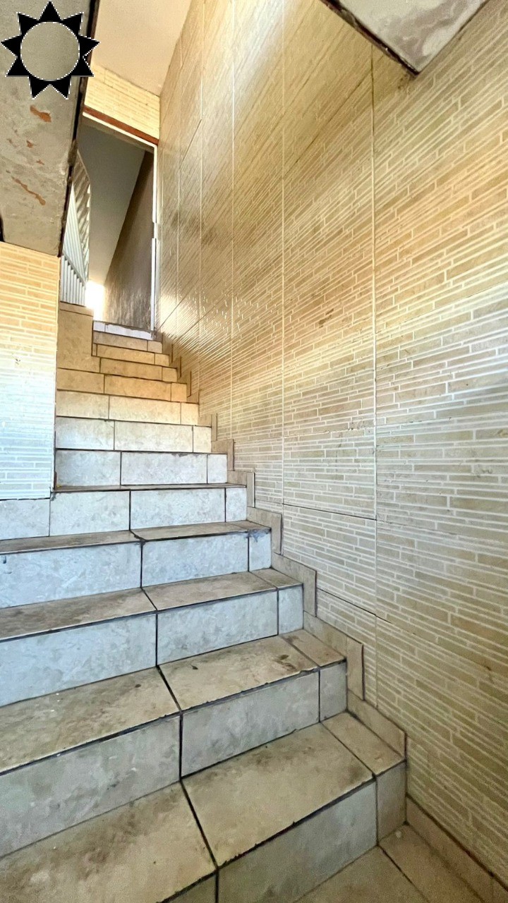 Casa, 4 quartos, 221 m² - Foto 3