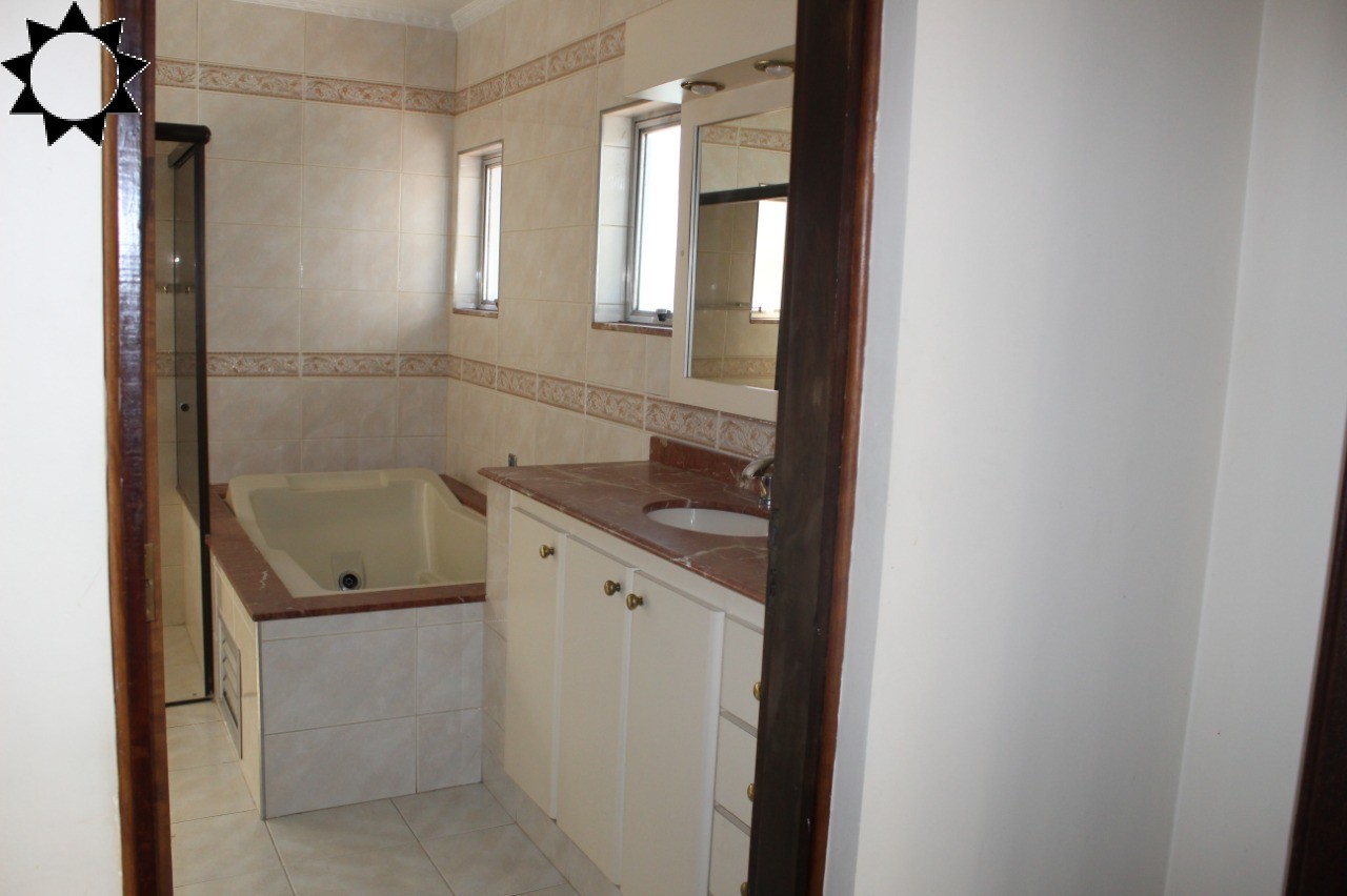 Casa, 4 quartos, 245 m² - Foto 22