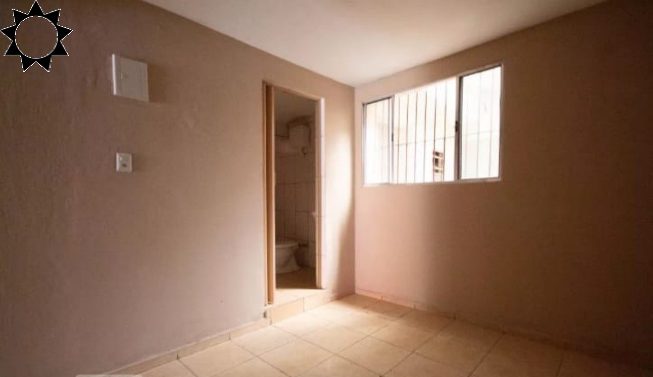 Casa, 6 quartos, 140 m² - Foto 2