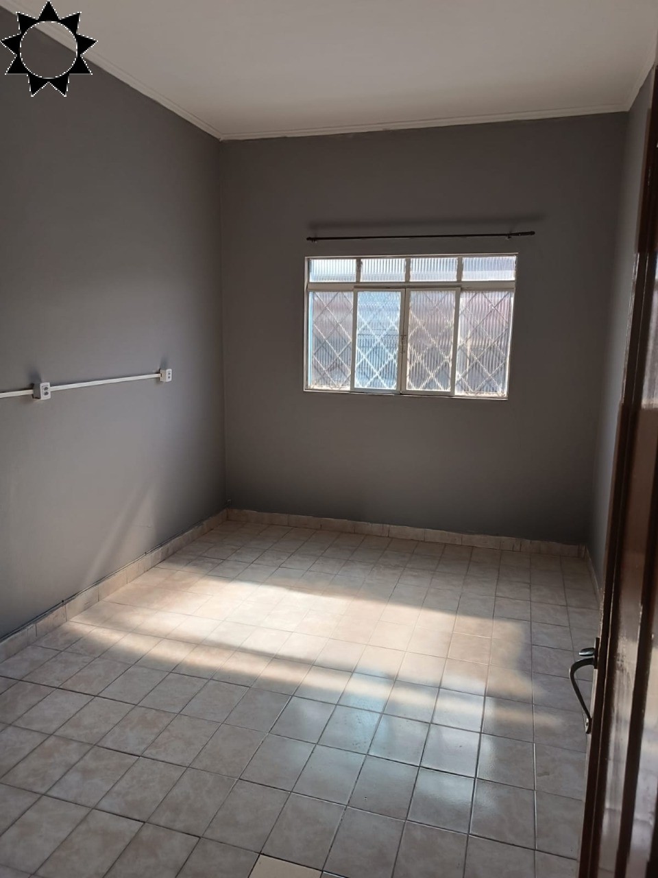 Casa, 6 quartos, 160 m² - Foto 1