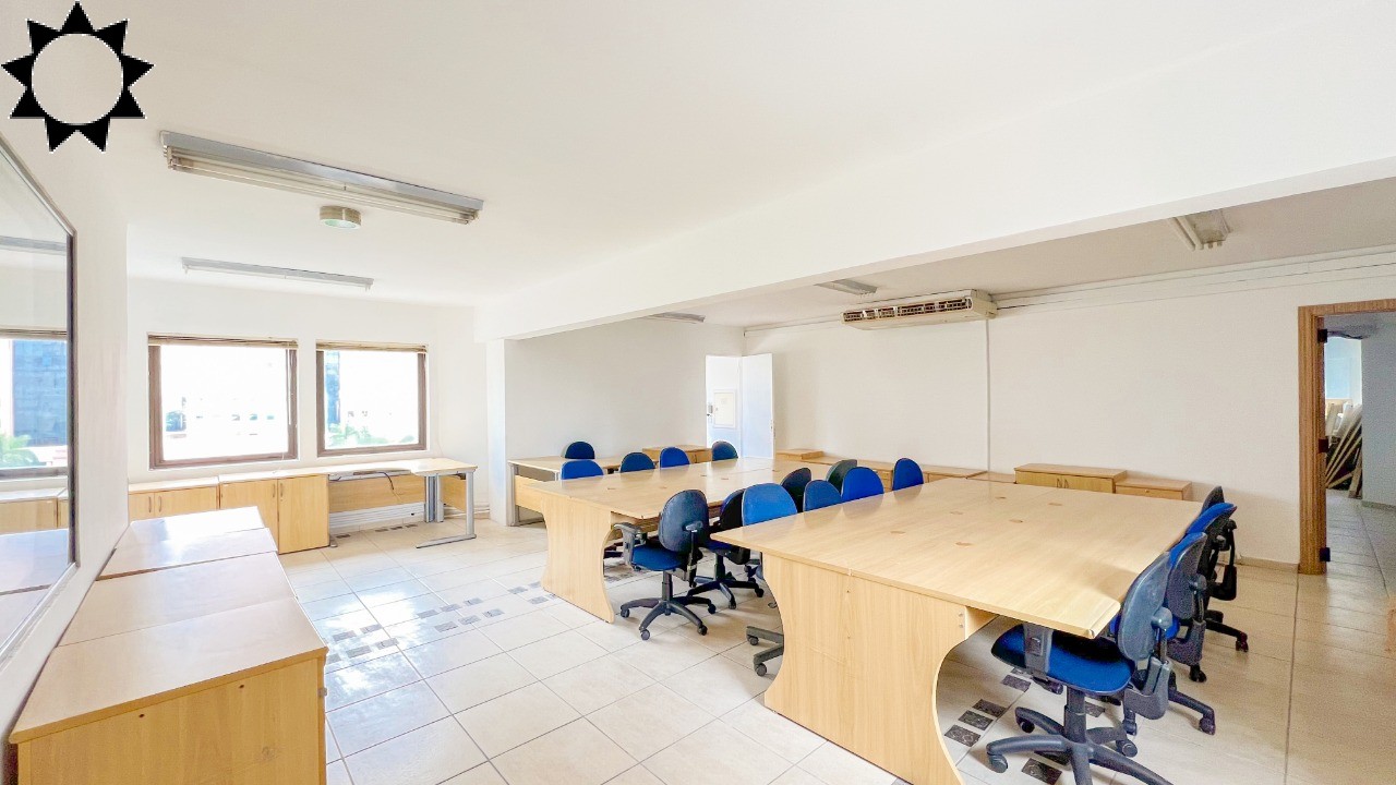 Sala-Conjunto, 300 m² - Foto 1