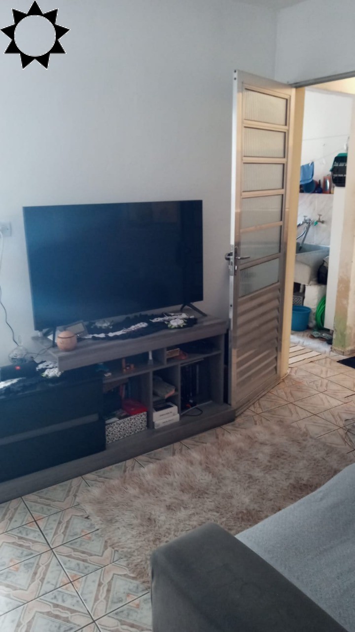 Casa, 4 quartos, 137 m² - Foto 1