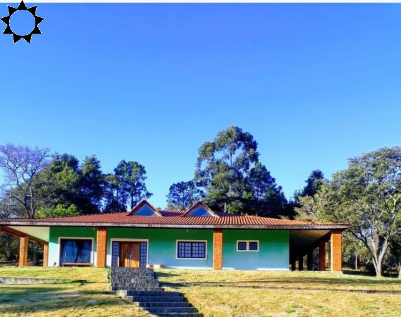 Sítio, 4 quartos, 1500 m² - Foto 1