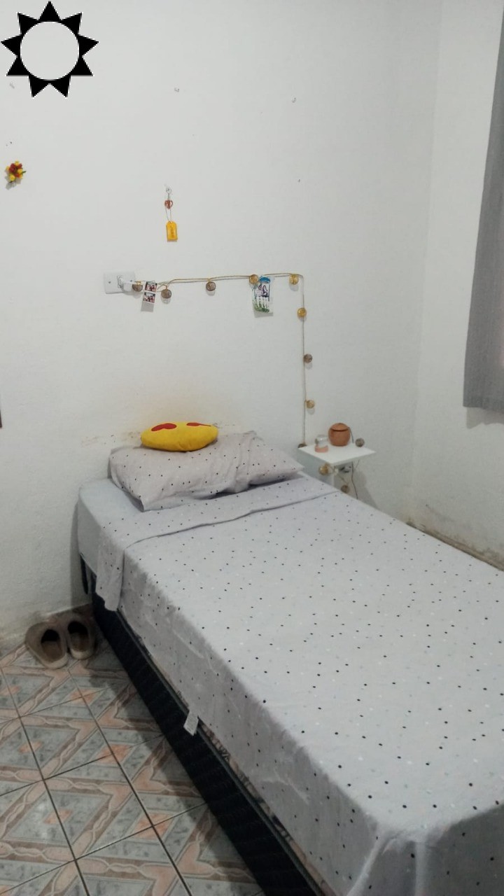 Casa, 4 quartos, 137 m² - Foto 2