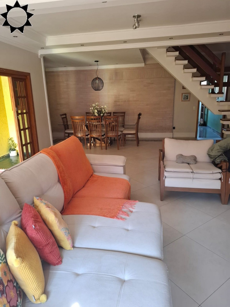 Casa, 3 quartos, 318 m² - Foto 1