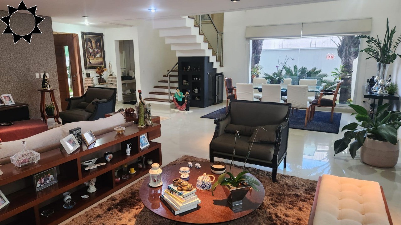 Casa, 3 quartos, 299 m² - Foto 1