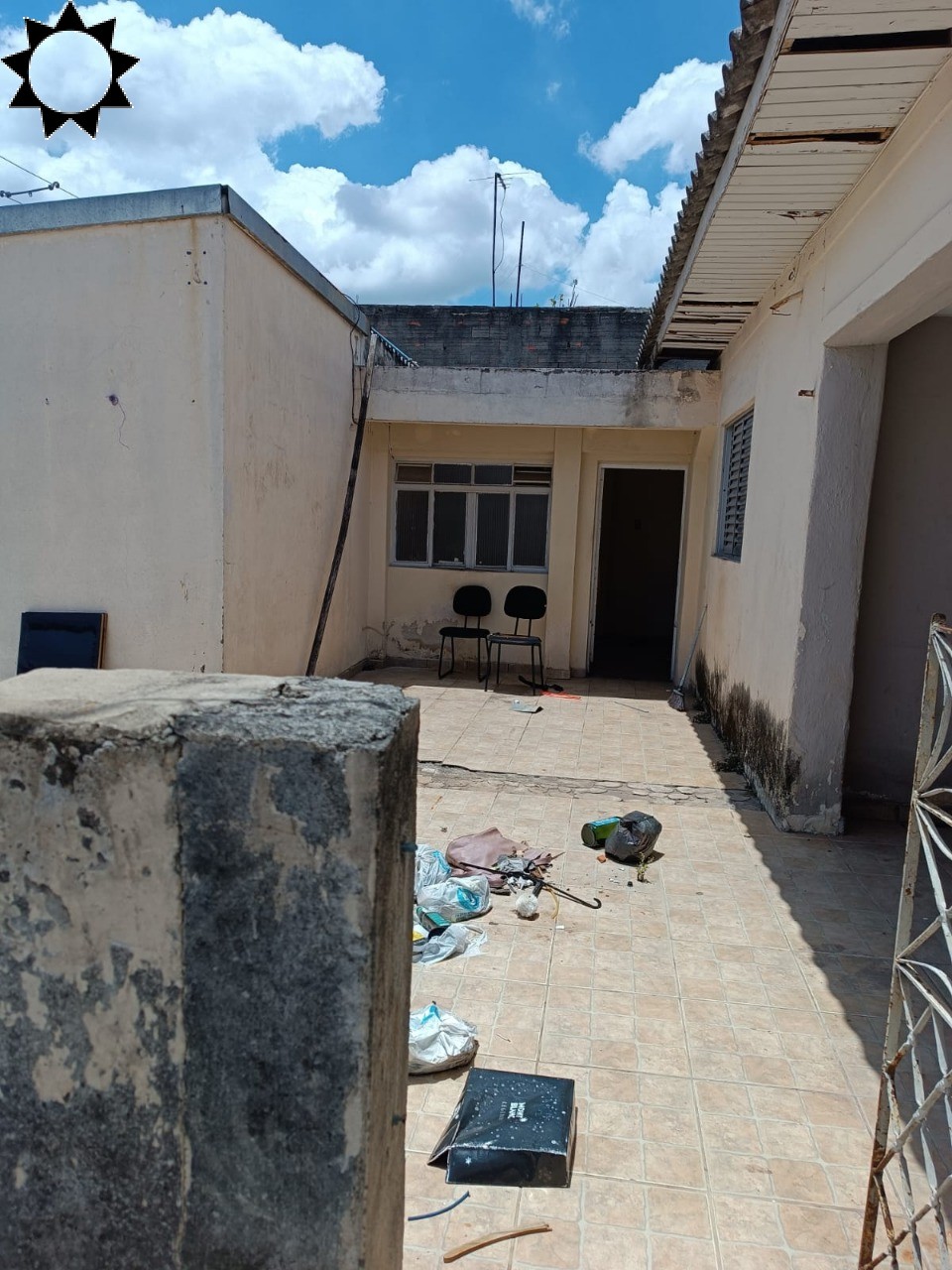 Casa, 7 quartos, 250 m² - Foto 1