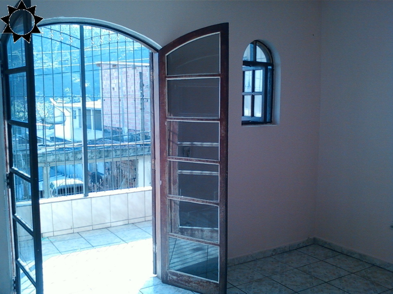 Casa, 3 quartos, 245 m² - Foto 1