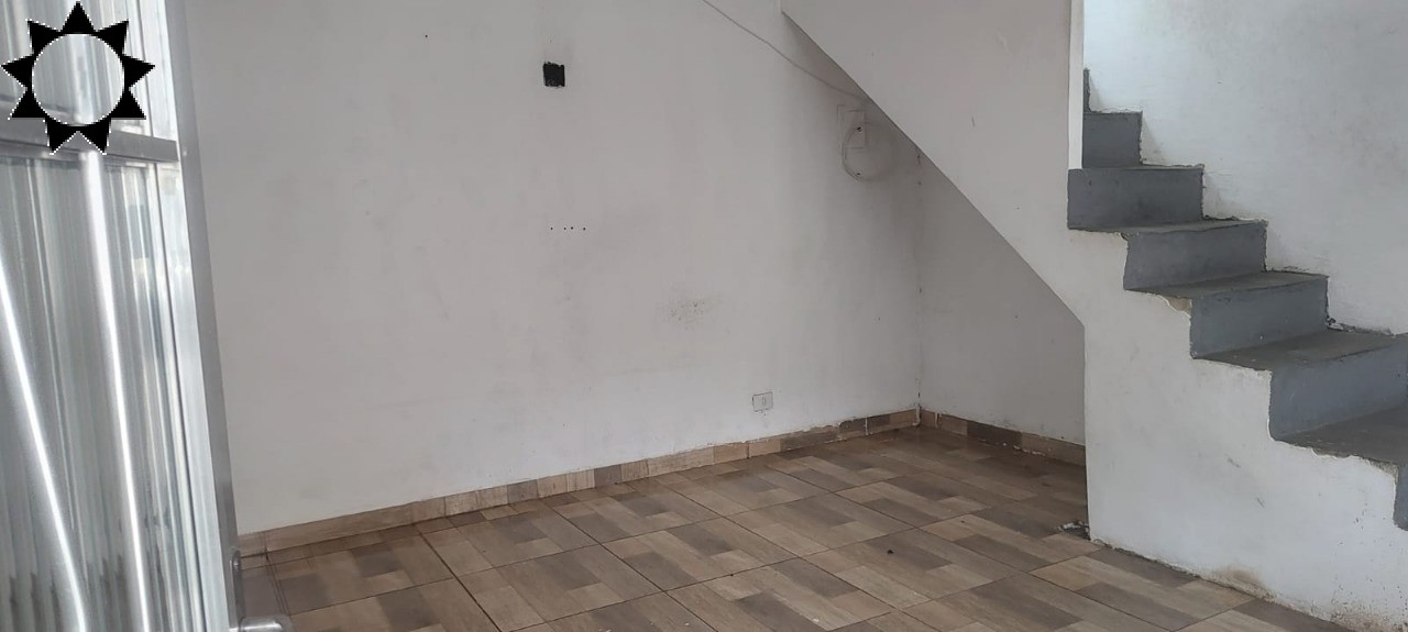 Casa, 4 quartos, 184 m² - Foto 1