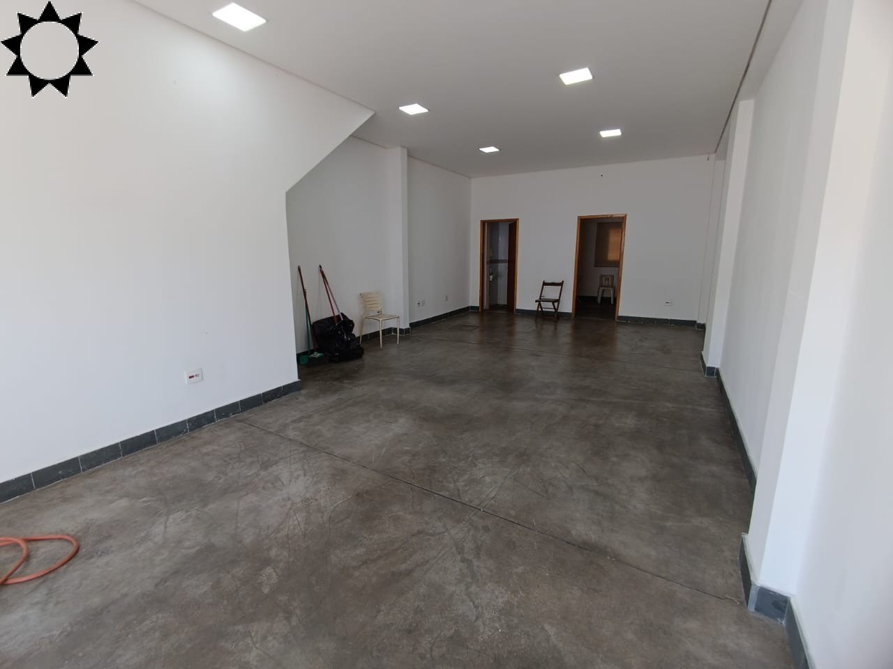 Prédio Inteiro, 100 m² - Foto 1