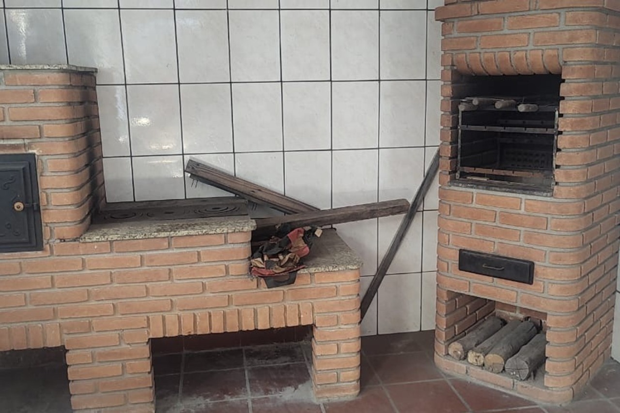 Casa, 4 quartos, 220 m² - Foto 30