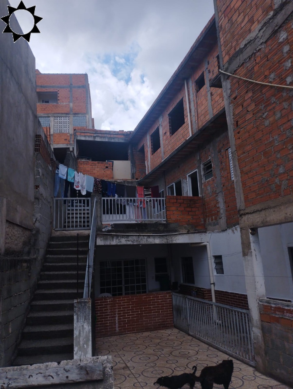 Casa, 5 quartos, 315 m² - Foto 1