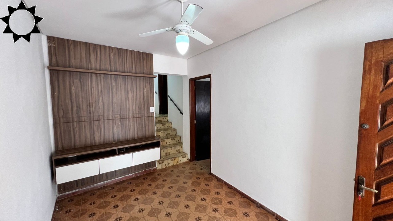 Casa, 2 quartos, 120 m² - Foto 1