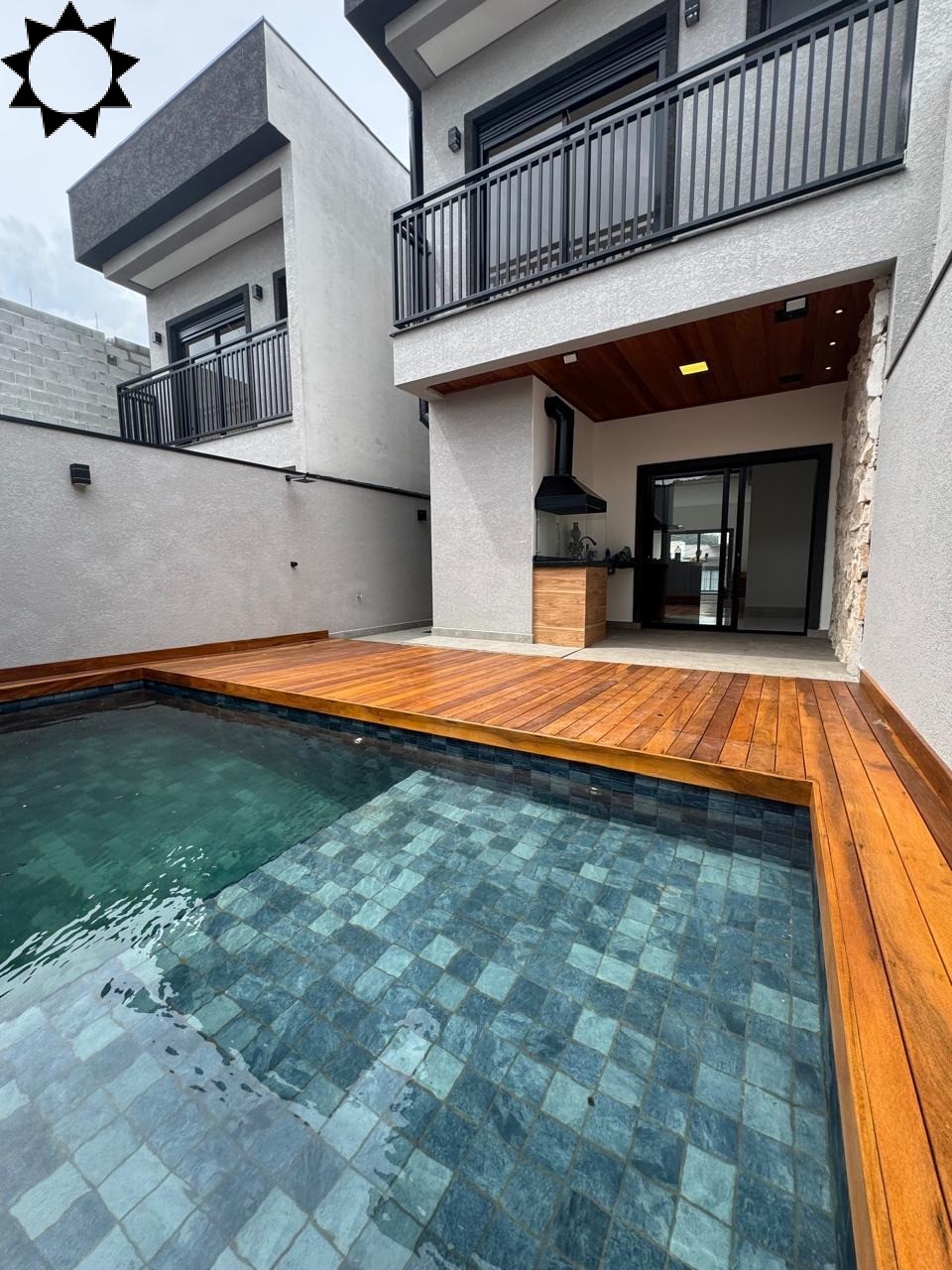 Casa, 3 quartos, 170 m² - Foto 1