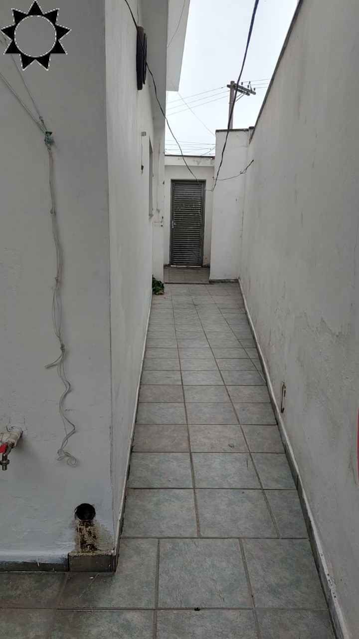 Casa, 3 quartos, 221 m² - Foto 2