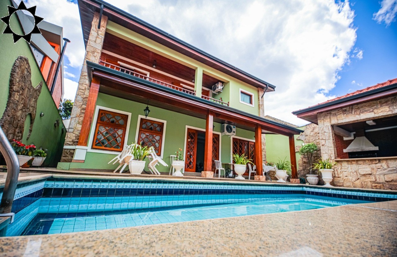 Casa, 4 quartos, 592 m² - Foto 1