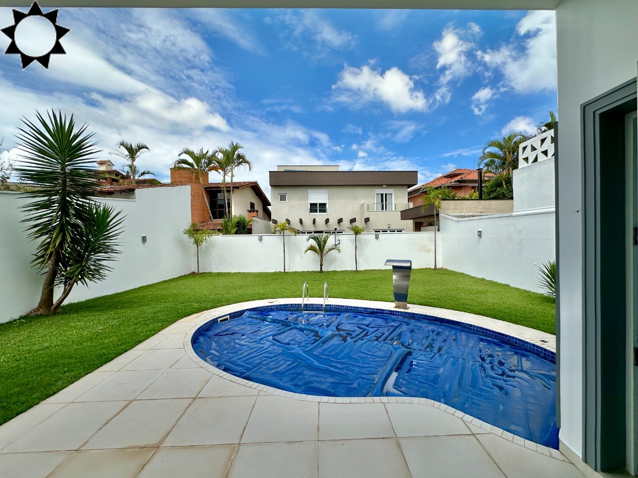 Casa, 5 quartos, 442 m² - Foto 1