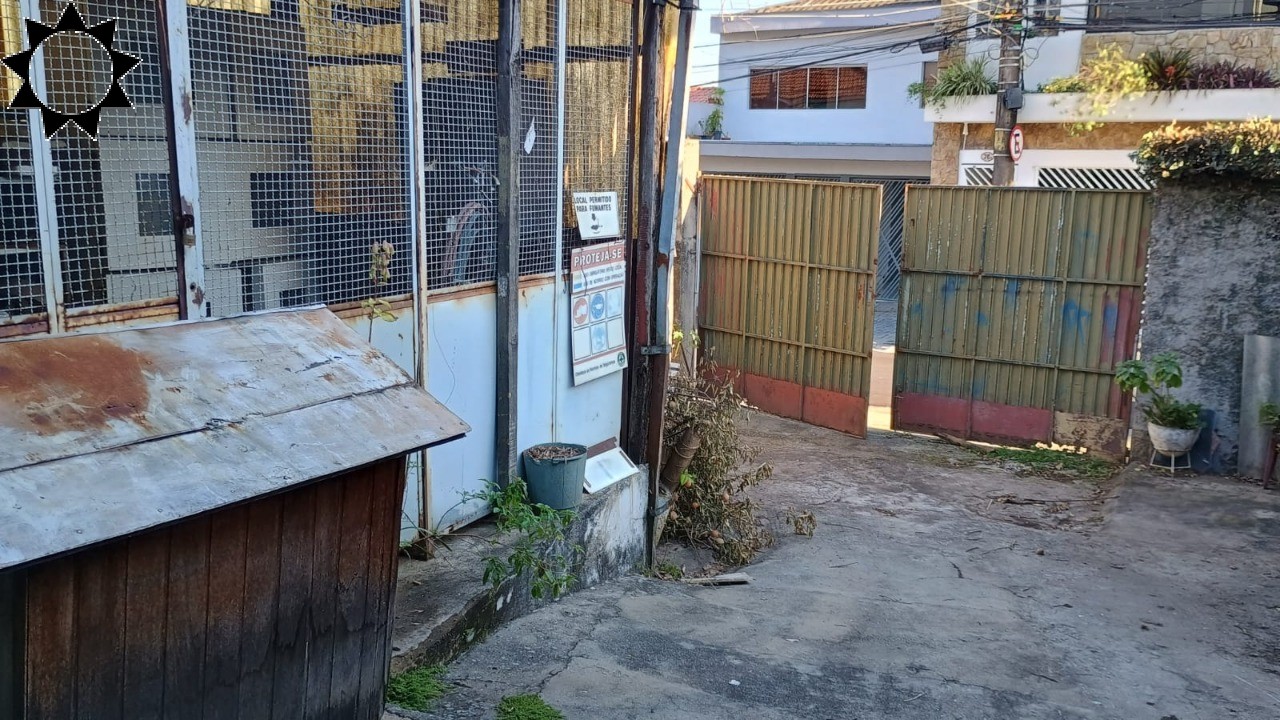 Casa, 1 quarto, 282 m² - Foto 2