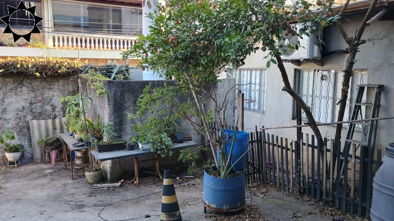 Casa, 1 quarto, 282 m² - Foto 1