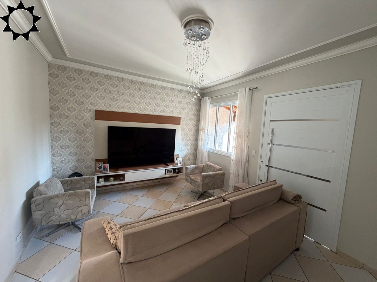 Casa, 3 quartos, 223 m² - Foto 1