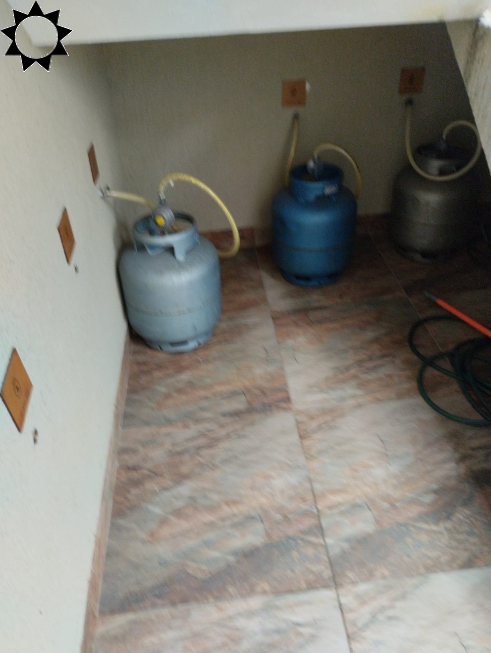 Casa, 1 quarto, 27 m² - Foto 2