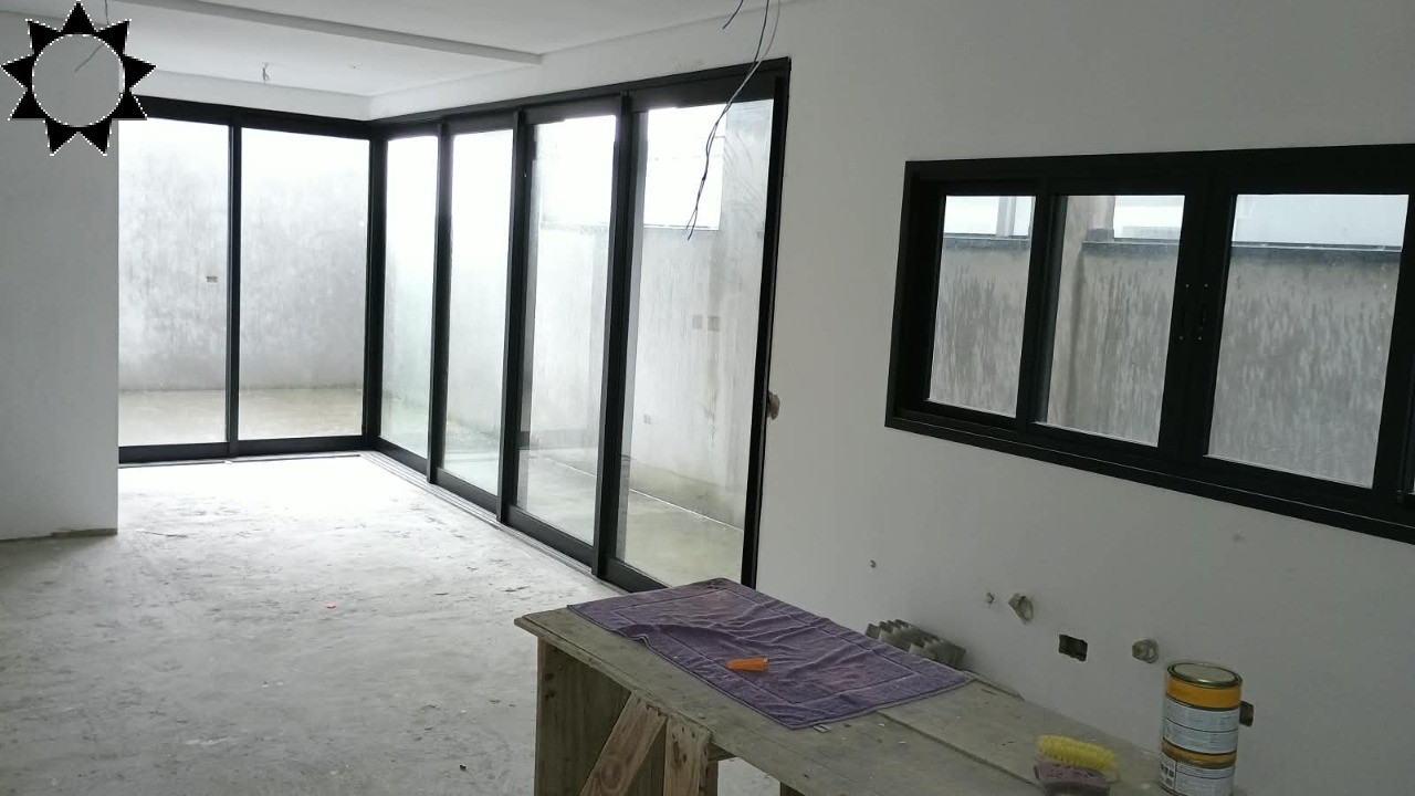 Casa, 3 quartos, 152 m² - Foto 1