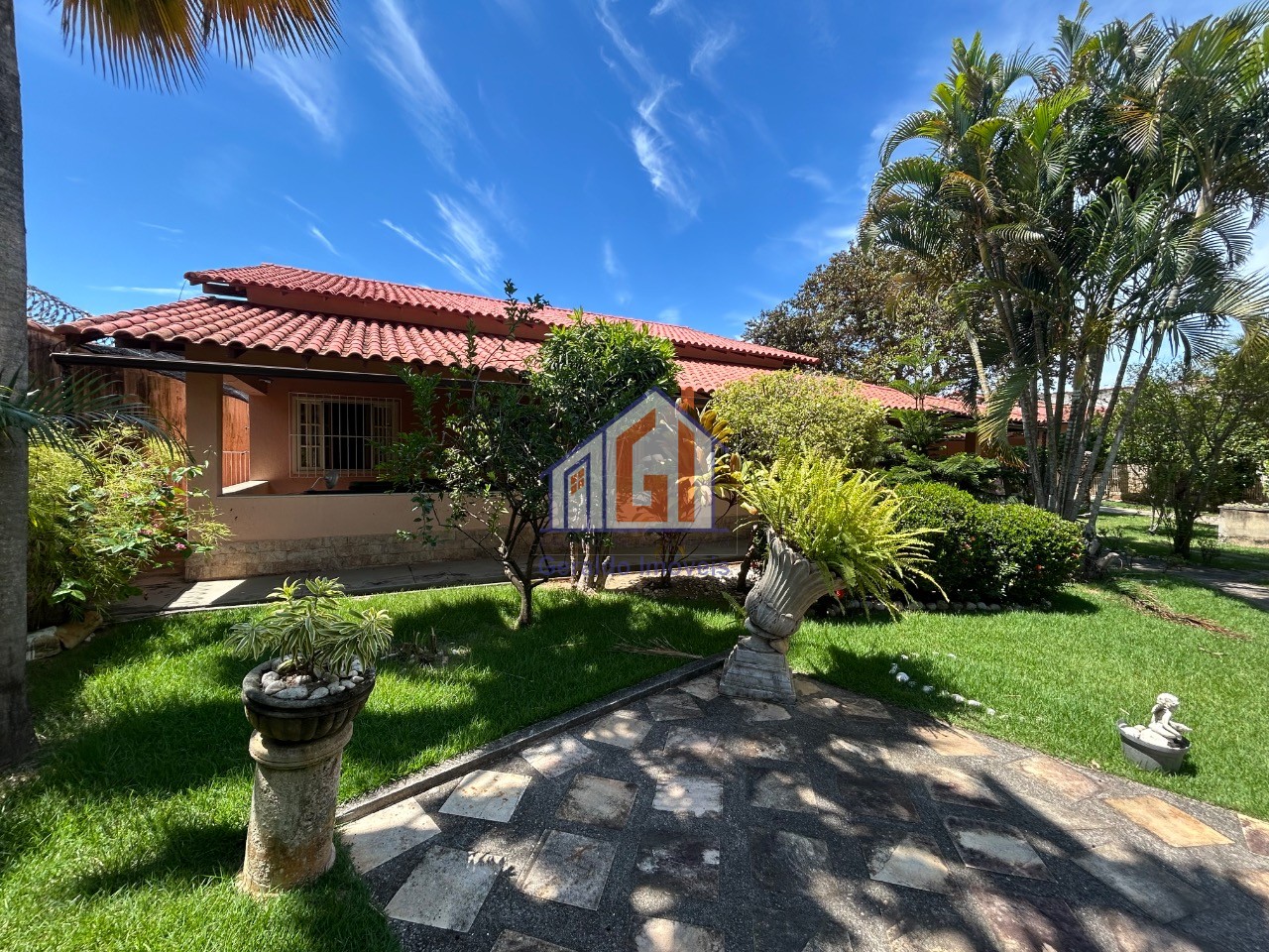Casa, 5 quartos, 310 m² - Foto 2