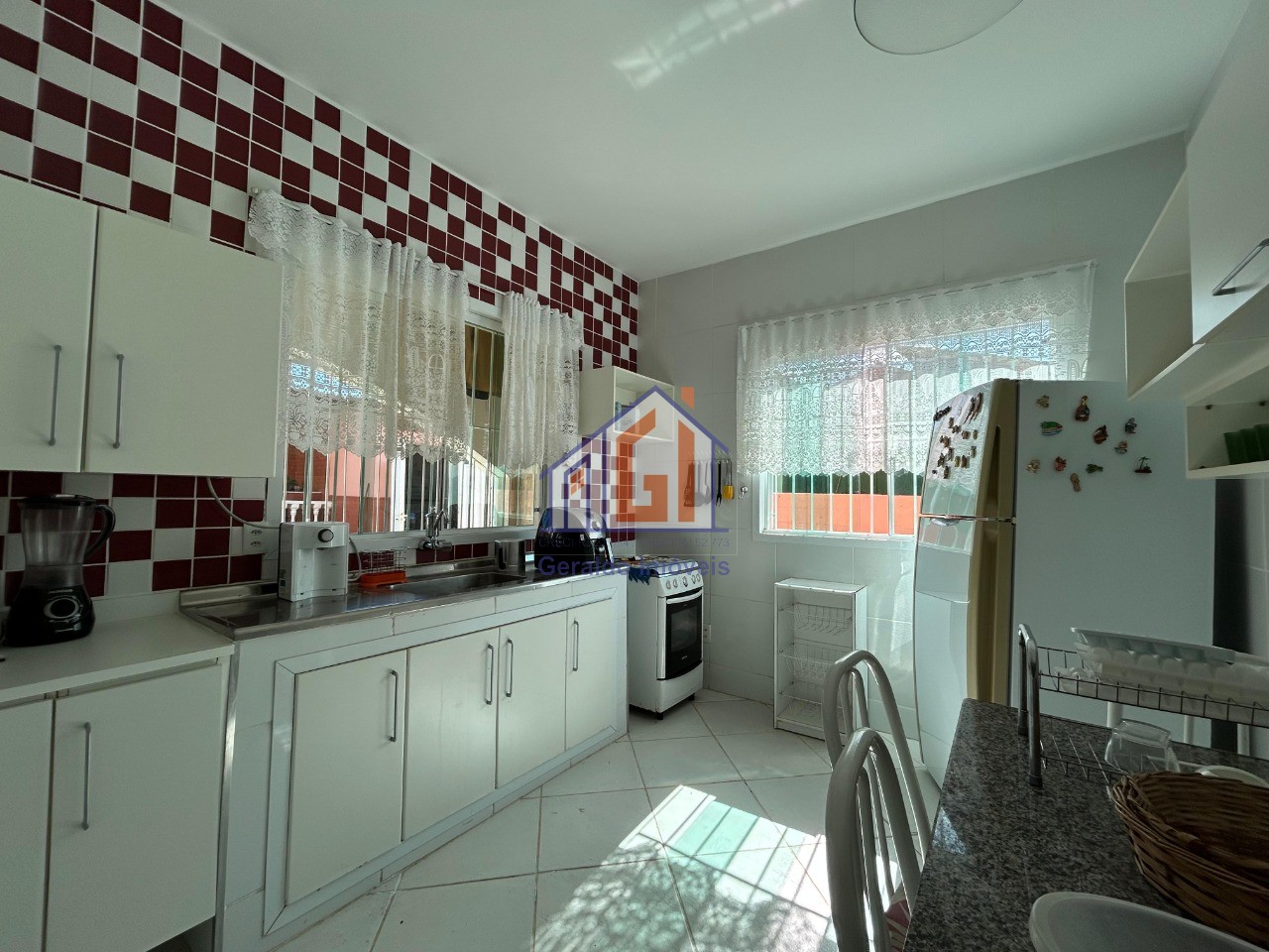 Casa, 4 quartos, 250 m² - Foto 36
