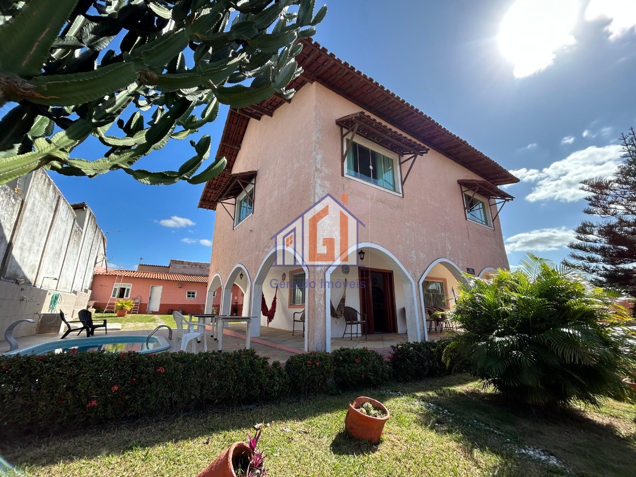 Casa, 4 quartos, 250 m² - Foto 1