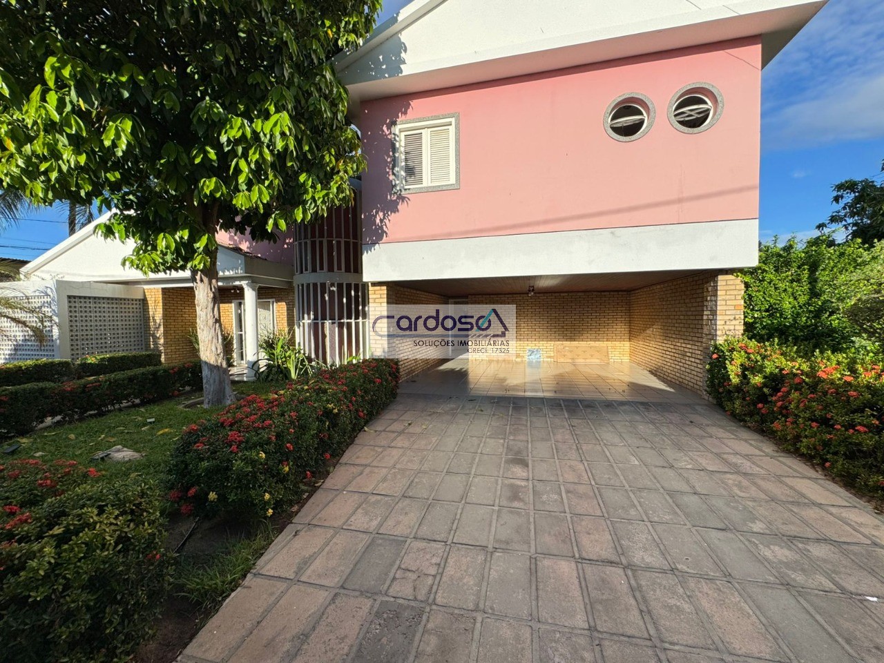Casa para alugar com 4 quartos, 1600m² - Foto 17